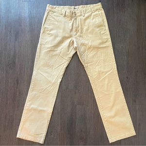 Ultimate Slim Flex Chino Pants